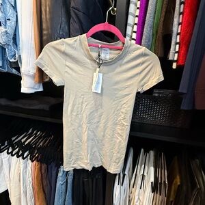 Aritzia Short Sleeve Crewneck Tee in Light Beige